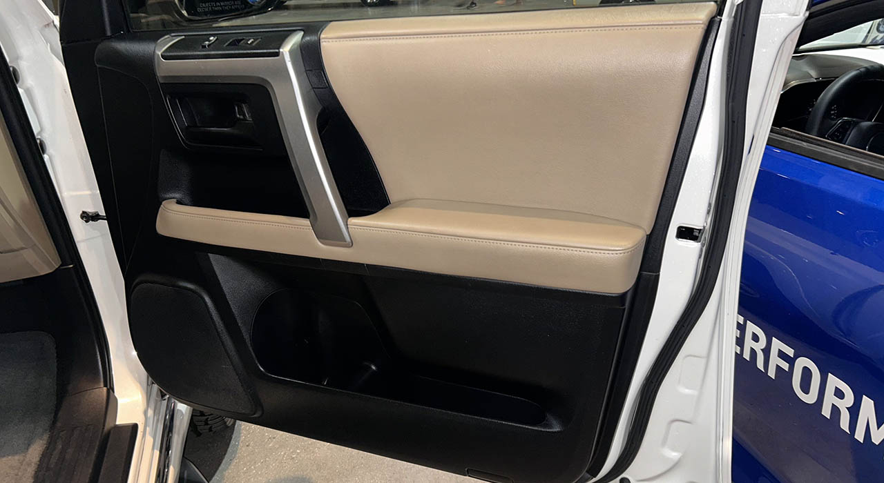 6th Image of a 2012 TOYOTA 4RUNNER SR5