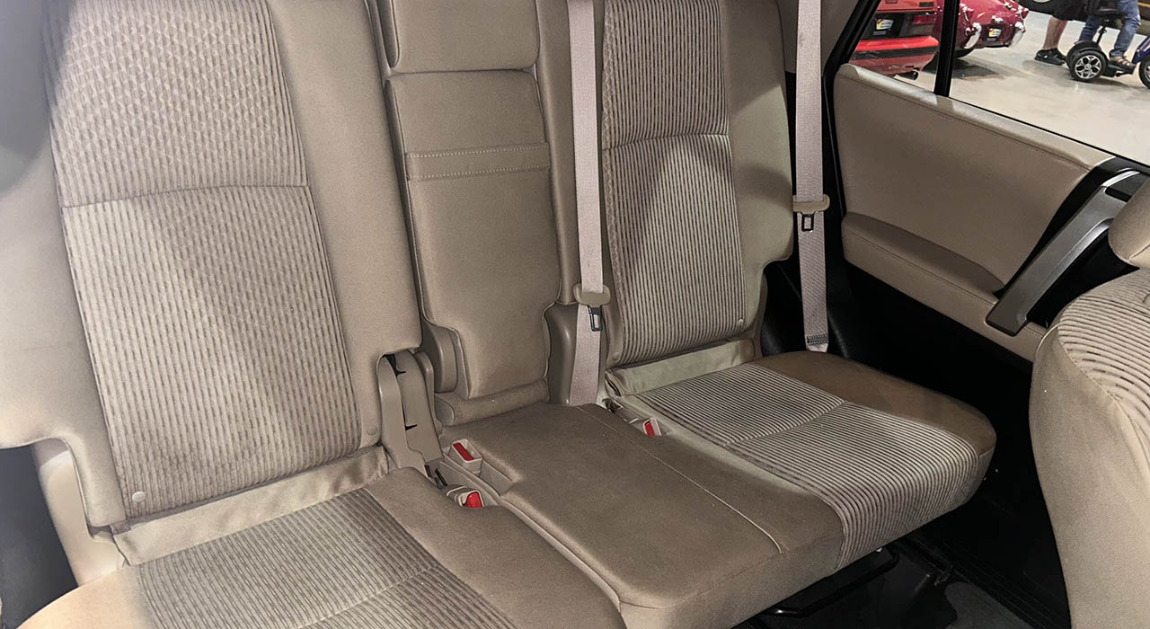 11th Image of a 2012 TOYOTA 4RUNNER SR5