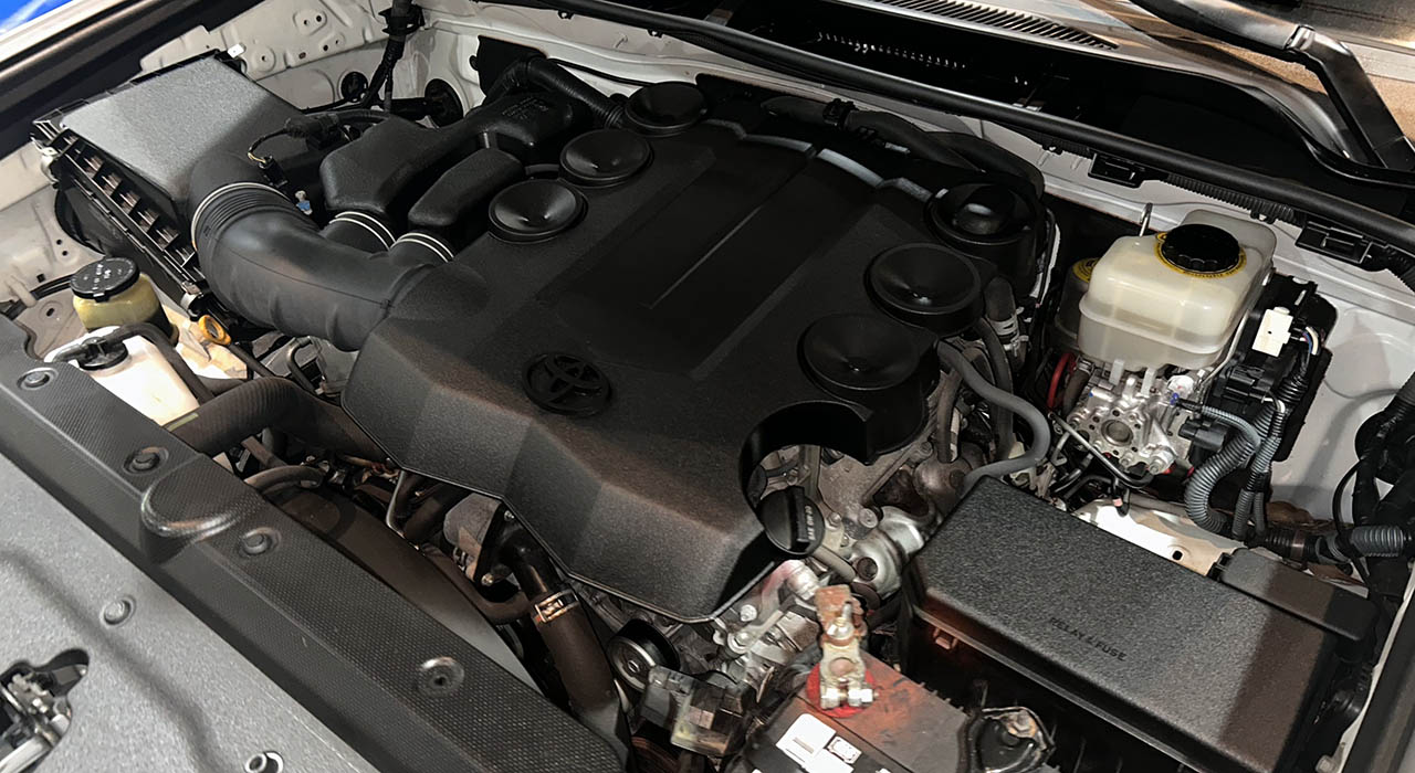 13th Image of a 2012 TOYOTA 4RUNNER SR5