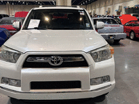 Image 4 of 14 of a 2012 TOYOTA 4RUNNER SR5
