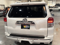 Image 5 of 14 of a 2012 TOYOTA 4RUNNER SR5