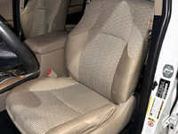 Image 9 of 14 of a 2012 TOYOTA 4RUNNER SR5