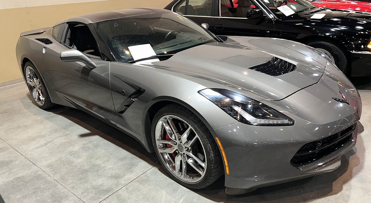 1st Image of a 2016 CHEVROLET CORVETTE STINGRAY Z51 3LT