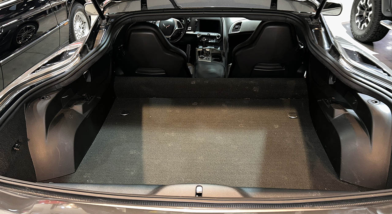 5th Image of a 2016 CHEVROLET CORVETTE STINGRAY Z51 3LT