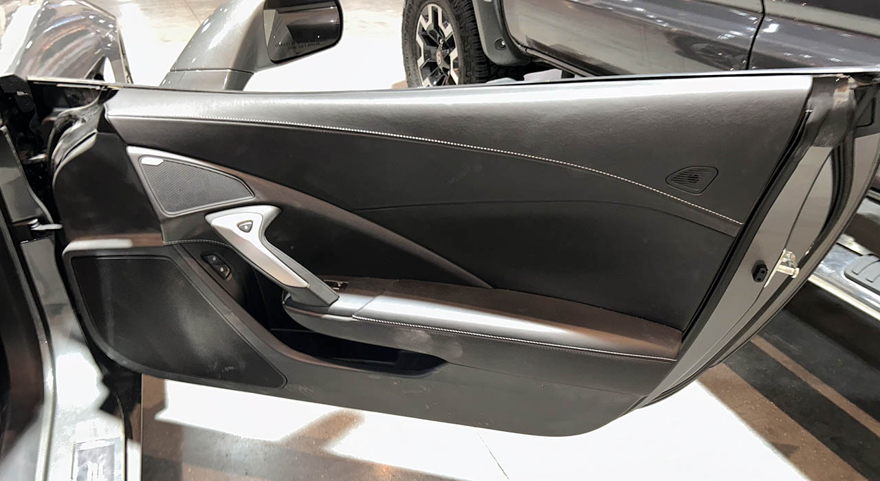 6th Image of a 2016 CHEVROLET CORVETTE STINGRAY Z51 3LT