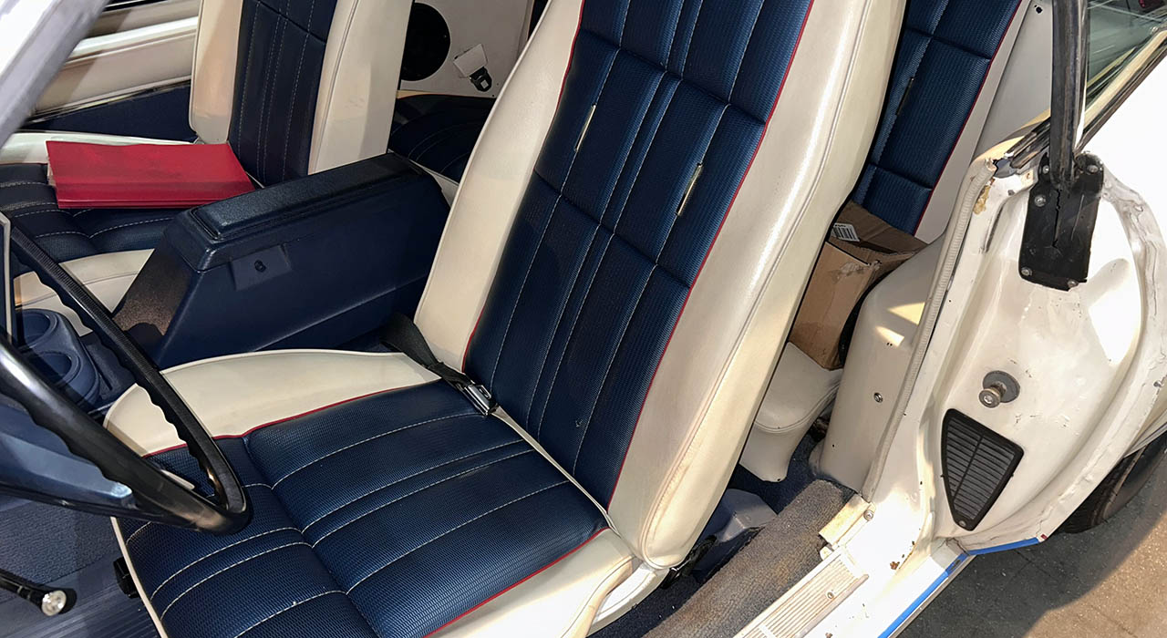 6th Image of a 1972 FORD MUSTANG