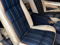 Image 9 of 11 of a 1972 FORD MUSTANG