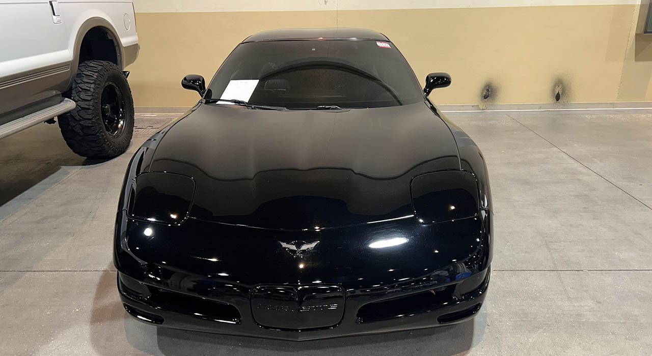 2nd Image of a 1998 CHEVROLET CORVETTE