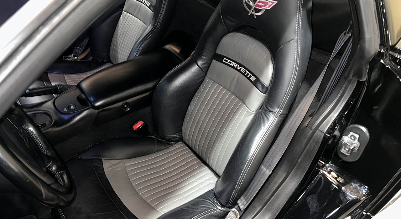 6th Image of a 1998 CHEVROLET CORVETTE