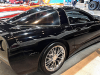 Image 2 of 10 of a 1998 CHEVROLET CORVETTE