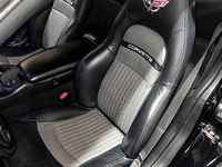 Image 7 of 10 of a 1998 CHEVROLET CORVETTE