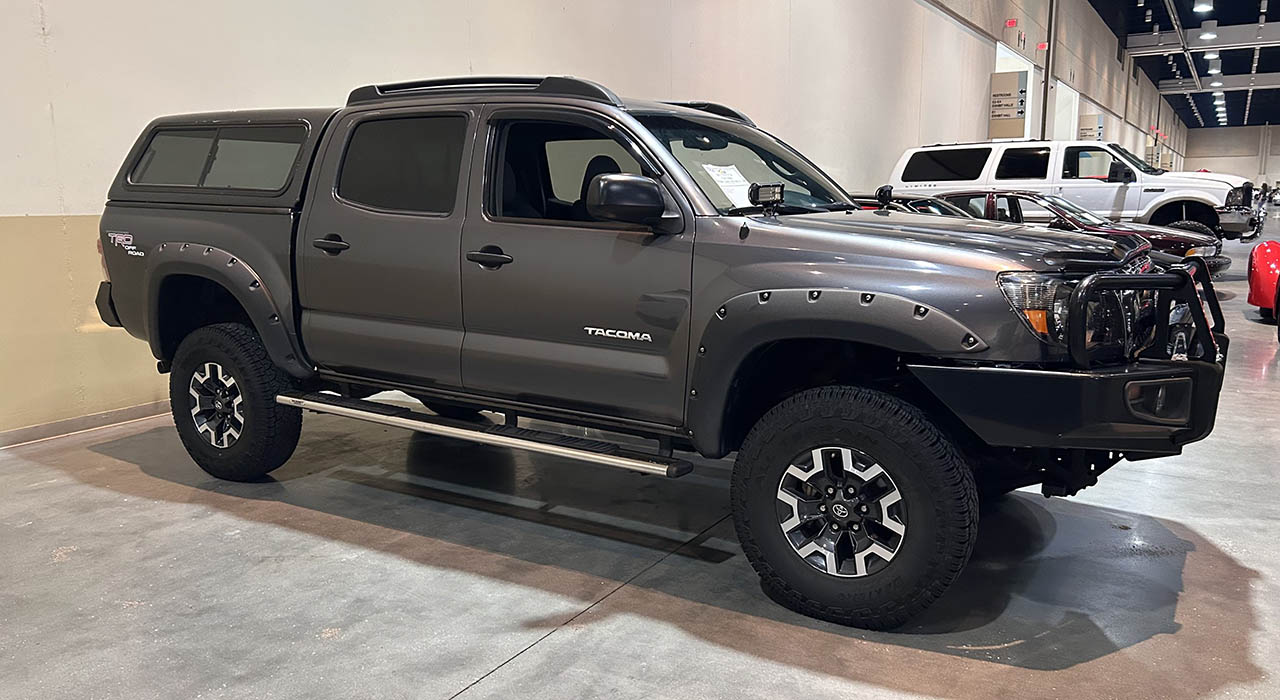 1st Image of a 2011 TOYOTA TACOMA