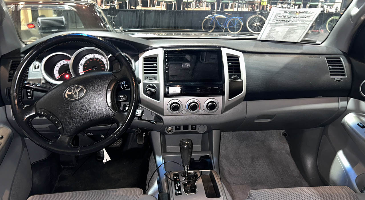 8th Image of a 2011 TOYOTA TACOMA