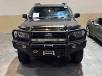 Image 4 of 13 of a 2011 TOYOTA TACOMA