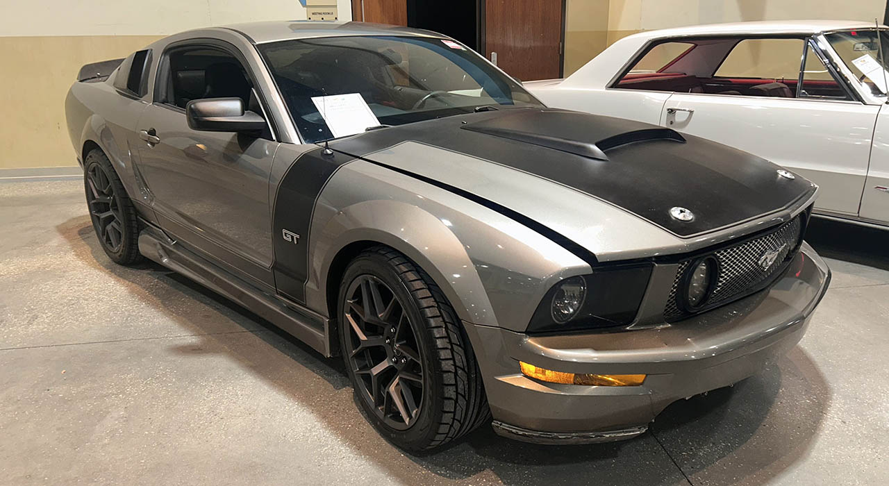 0th Image of a 2005 FORD MUSTANG GT