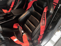 Image 9 of 13 of a 2005 FORD MUSTANG GT