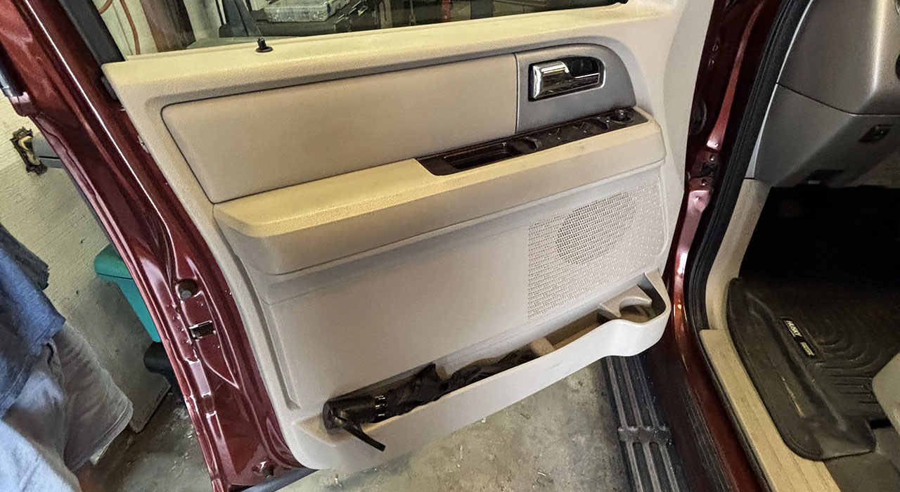 5th Image of a 2008 FORD EXPEDITION