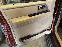 Image 6 of 6 of a 2008 FORD EXPEDITION