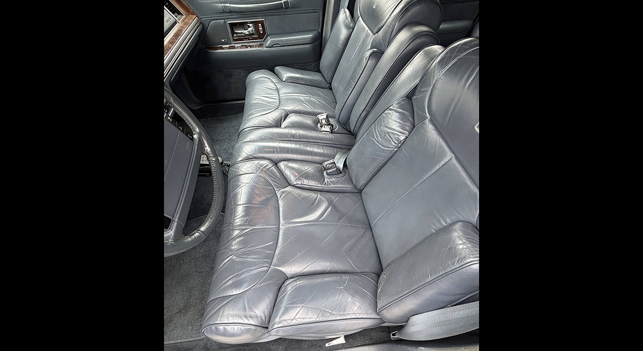 10th Image of a 1992 LINCOLN TOWNCAR