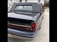Image 5 of 16 of a 1992 LINCOLN TOWNCAR