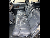 Image 9 of 16 of a 1992 LINCOLN TOWNCAR