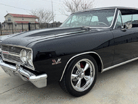 Image 3 of 14 of a 1965 CHEVROLET MALIBU