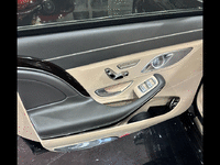 Image 4 of 11 of a 2019 MERCEDES-BENZ S650X