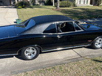 Image 3 of 8 of a 1966 PONTIAC GTO