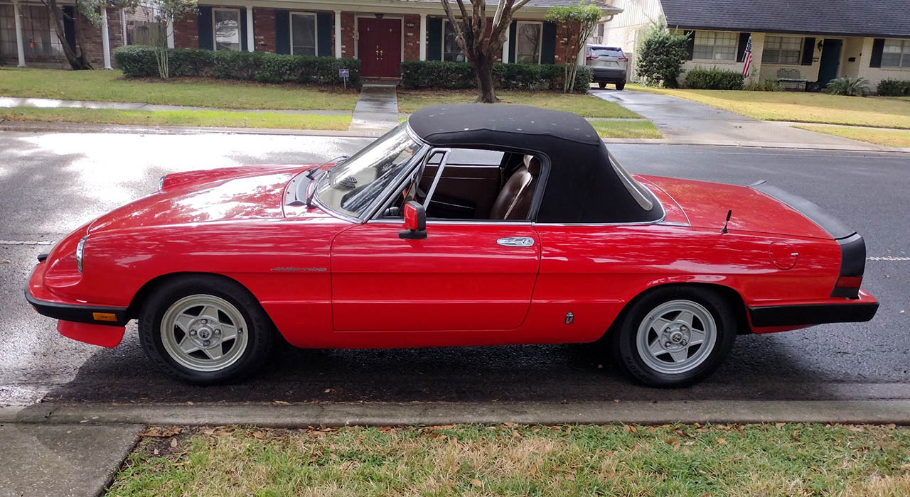 4th Image of a 1983 ALFA ROMEO SPIDER VELOCE