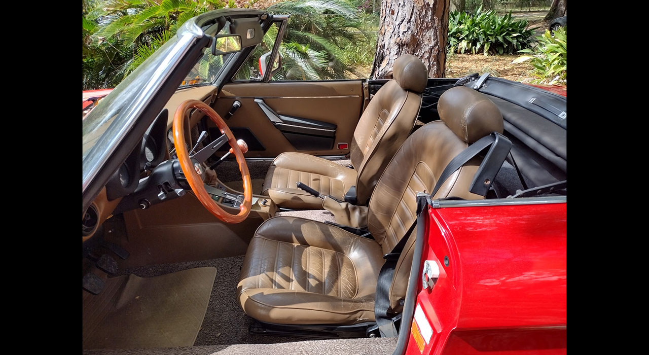 14th Image of a 1983 ALFA ROMEO SPIDER VELOCE