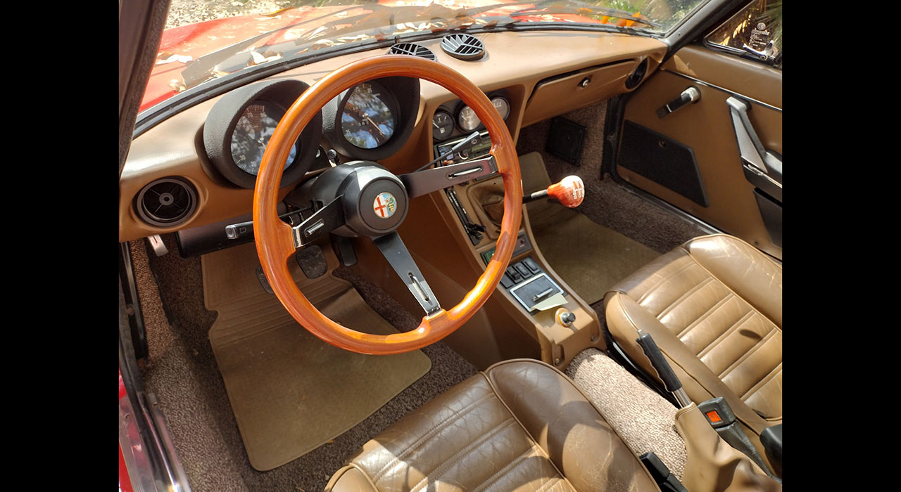 15th Image of a 1983 ALFA ROMEO SPIDER VELOCE