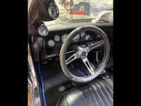 Image 7 of 16 of a 1971 GMC SPRINT SP