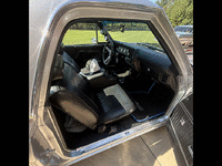 Image 8 of 16 of a 1971 GMC SPRINT SP