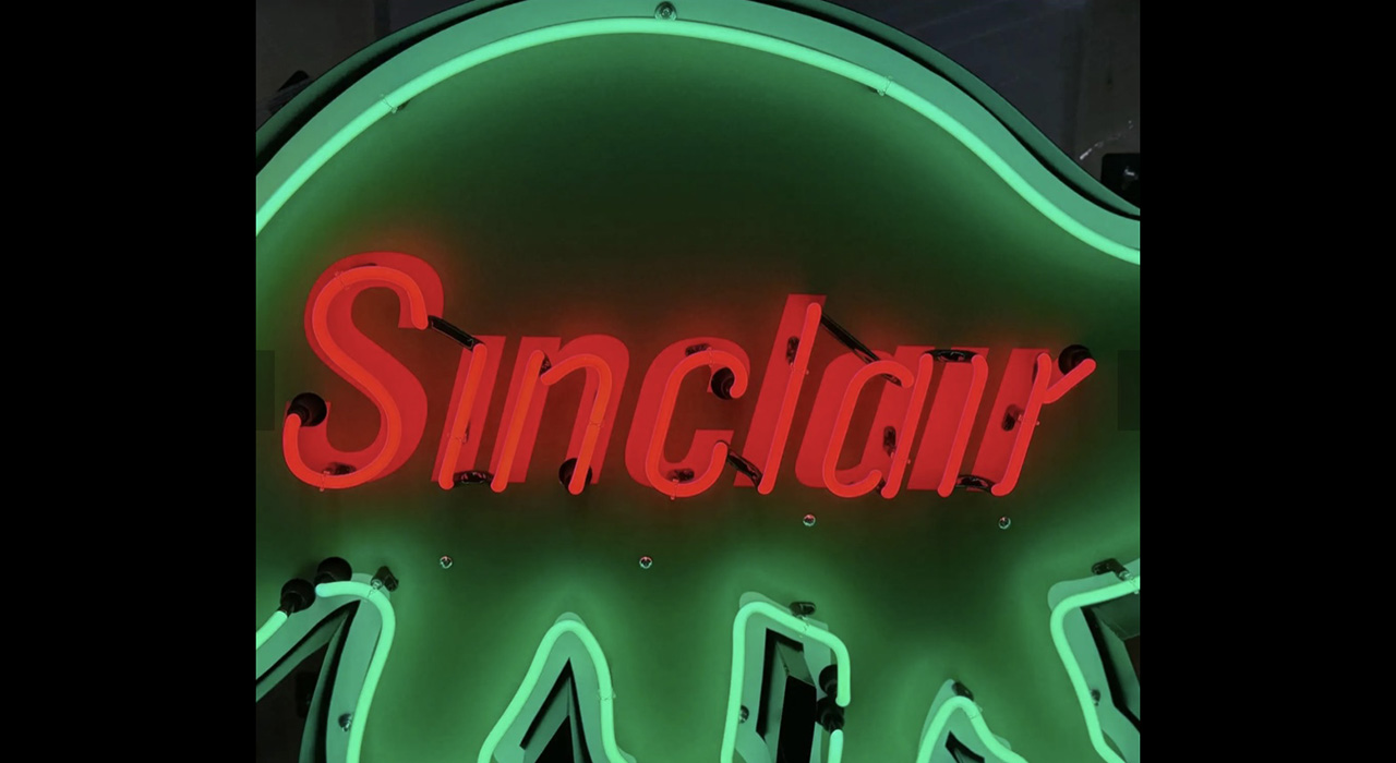 4th Image of a N/A SINCLAIR DINO NEON