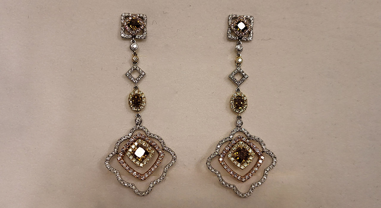 1st Image of a N/A 14K MULTI-COLORED DIAMOND DANGLE
