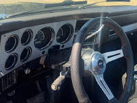 Image 5 of 8 of a 1983 CHEVROLET C10