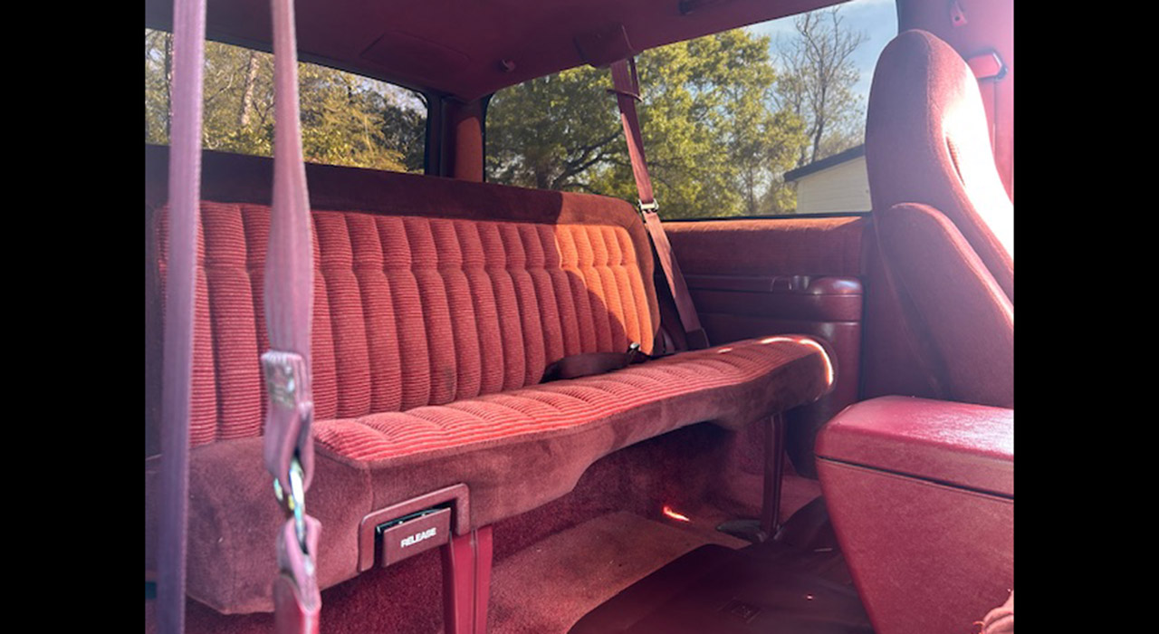 6th Image of a 1993 GMC YUKON