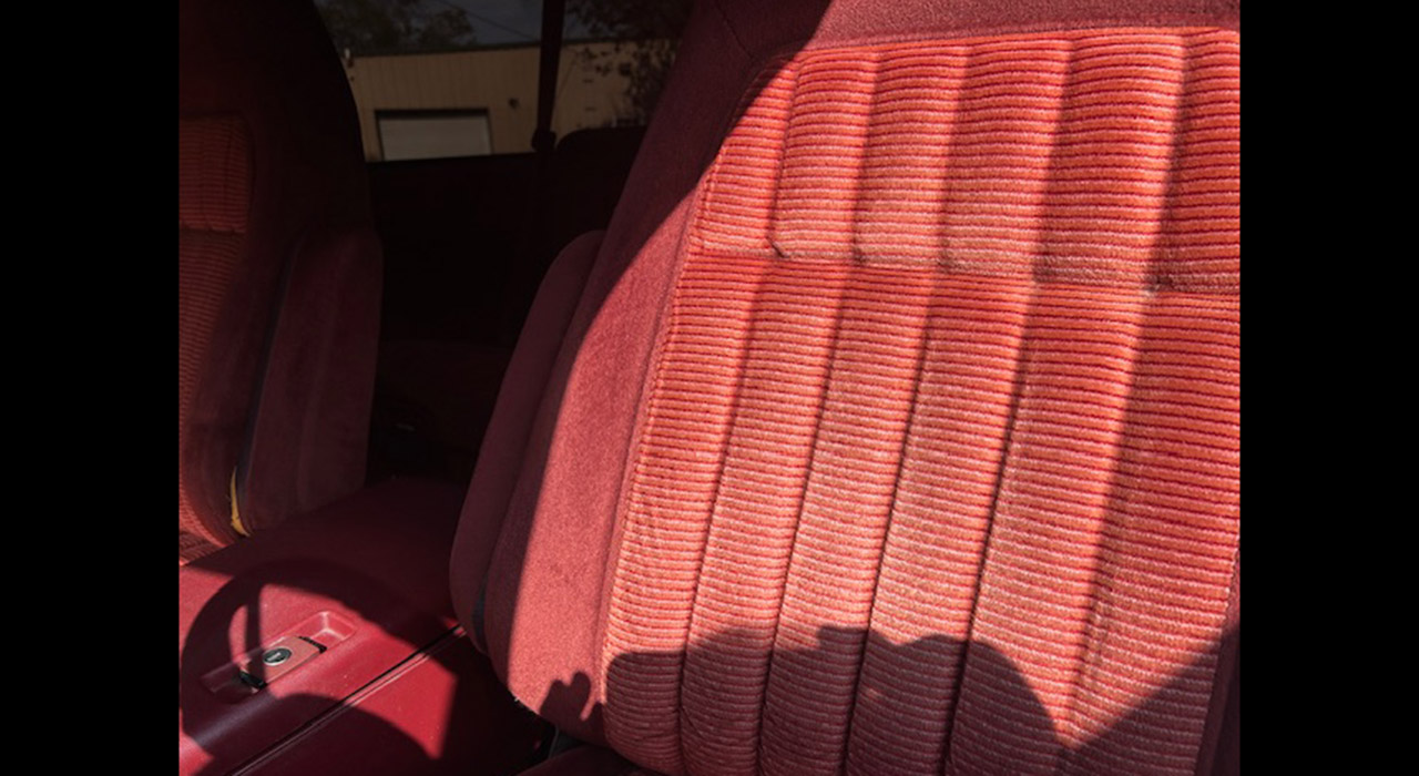 7th Image of a 1993 GMC YUKON