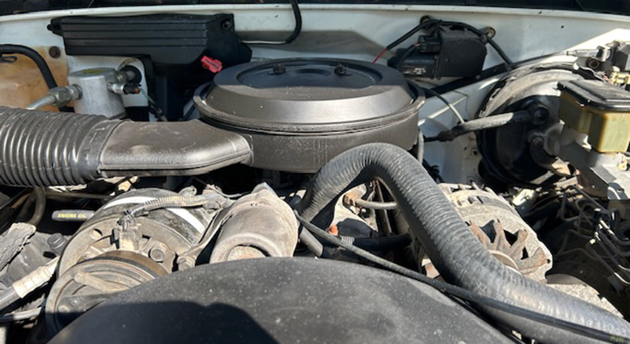 8th Image of a 1993 GMC YUKON