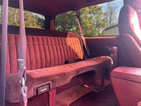 Image 7 of 9 of a 1993 GMC YUKON